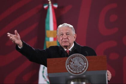 AMLO 4 3