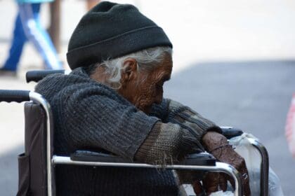 Adultos Mayores 3 scaled 1