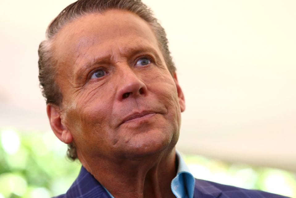 Alfredo Adame lanza advertencia previo a "La Casa de los Famosos"