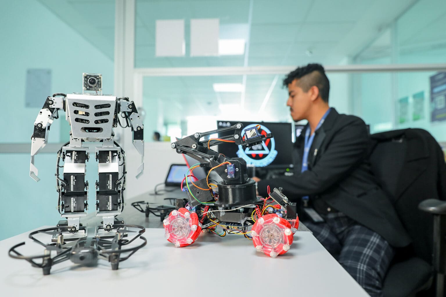 Apuesta a las nuevas tecnologias gobierno del estado boletin 1