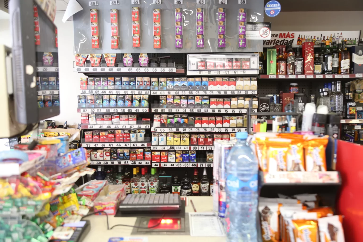 Cigarros Oxxo COLOR scaled 1