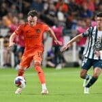 F2kzVVHWAAA63YW scaled 1