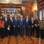 Concluye reunión de AMLO y congresistas texanos