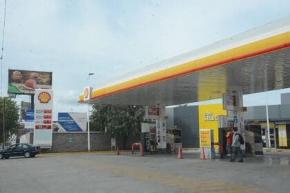 Gasolinera 2 scaled 1