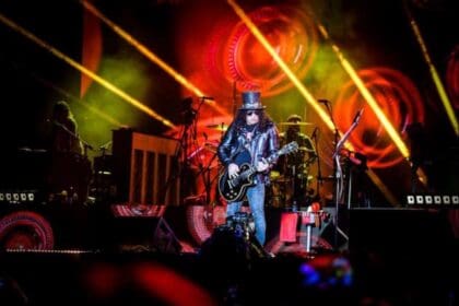 Guns N Roses 905x613 1