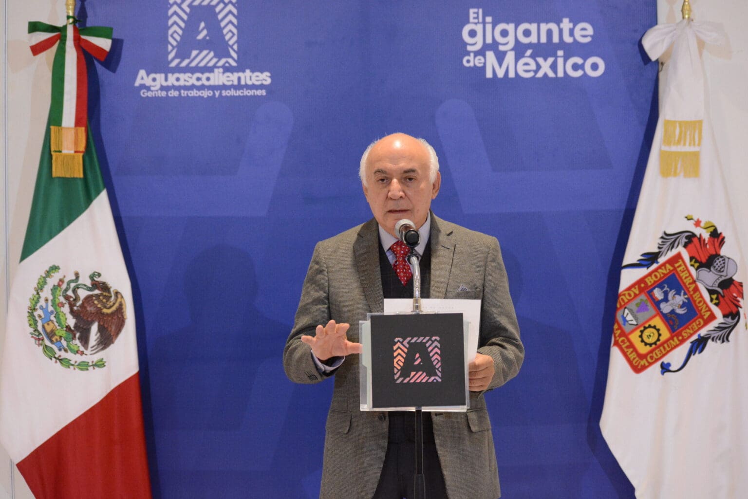 Hector Grijalva 3 scaled 2