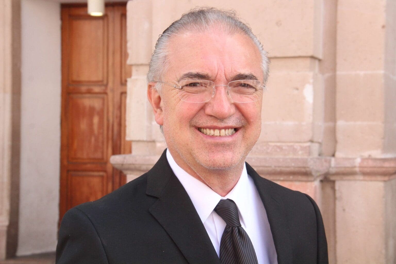 Jesus Vallin scaled 1