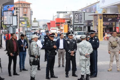 Manuel Alonso con Guardia Nacional scaled 1
