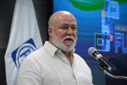 Manuel Clouthier 4 scaled 1