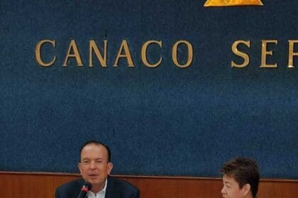 Rueda de prensa de la Canaco 3 e1692817130428