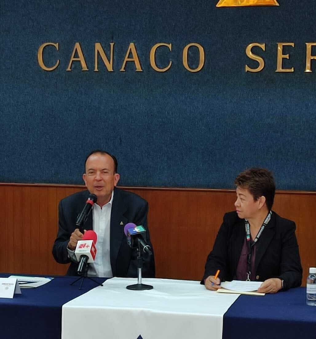 Rueda de prensa de la Canaco 3 e1692817130428