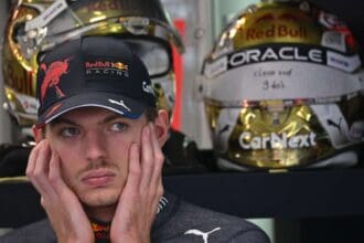 arturo elias ayub critica max 1