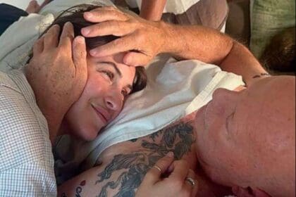 bruce willis reaparece junto a su hija en esta conmovedora imagen que le da la vuelta al mundo 1 132325 1 1