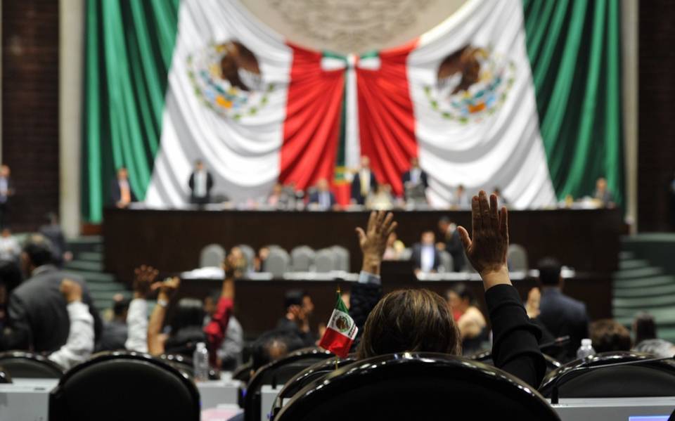 camara de diputados sesion san lazaro laura lovera ilustrativa