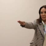 claudia eloisa diaz de leon COLOR