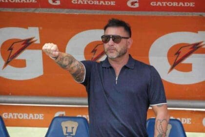 crop w1142 h953 sancadilla mohamed esta tenso 1918767 focus 0.09 0.26 732 549 1