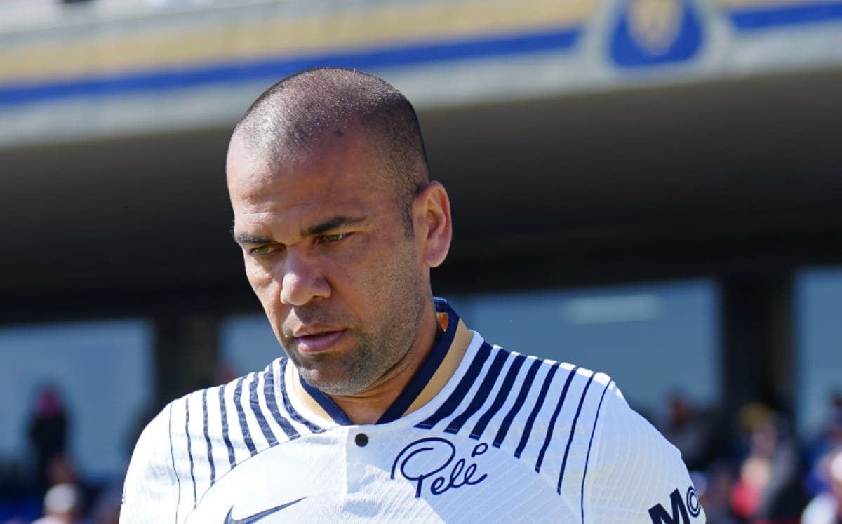 dani alves jugara pumas partido
