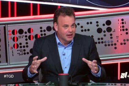 e8682ae99da1403f9f59bd68c9e8bb0b 1