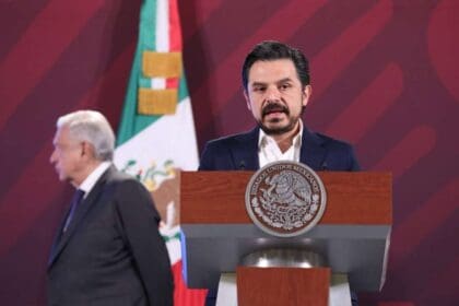 large zoe robledo 3ad1c26da6 1