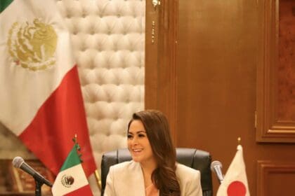 llama tere 1 COLOR 1