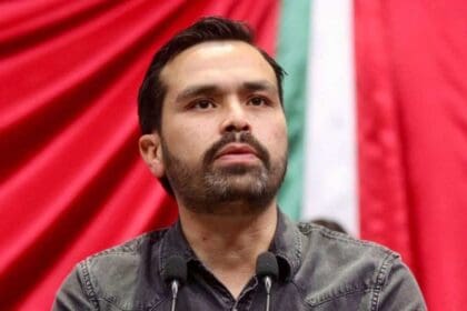 Máynez asegura que priorizará resolver crisis del agua en México