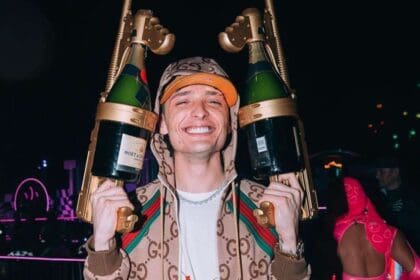 peso pluma cantante corridos tumbados 1