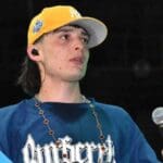 peso pluma cuanto cobra concierto 1