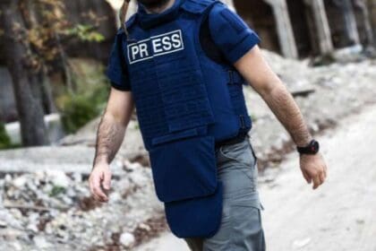 press vest 853x480 1