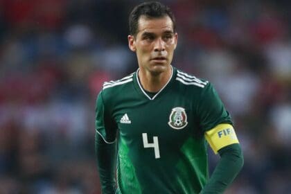 rafaelmarquez cropped 1arwuzruhelil1xarrmbfya840 1