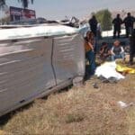 Volcadura de combi deja un muerto en la México-Pachuca