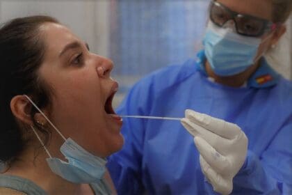 test covid COLOR min