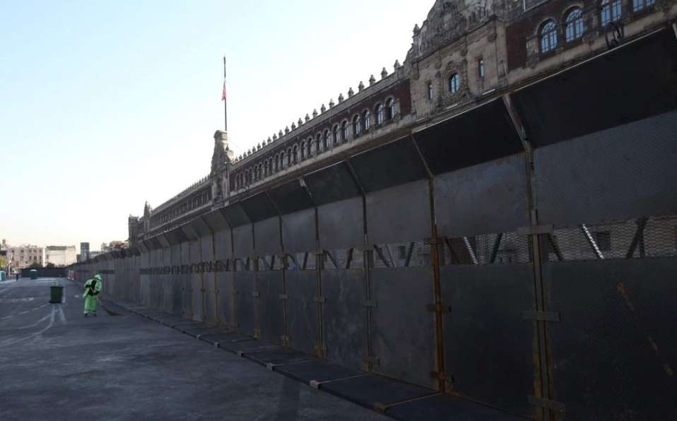 vallas rodean palacio nacional juan 1