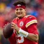 web 230122 patrick mahomes warmup 1