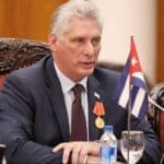 El presidente de Cuba insta a los fiscales a enfrentar la corrupción con "tolerancia cero"