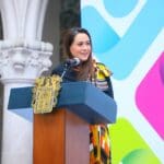 Entrega Tere 1,700 becas a Jóvenes Talento