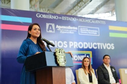 Destaca SEDECYT apoyo de Tere a emprendedores