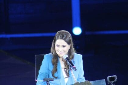 Gobernadora destaca el apego del Estado a la Carta Magna