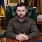 Zelenski pide a Borrell en Kiev más munición, drones y defensas aéreas