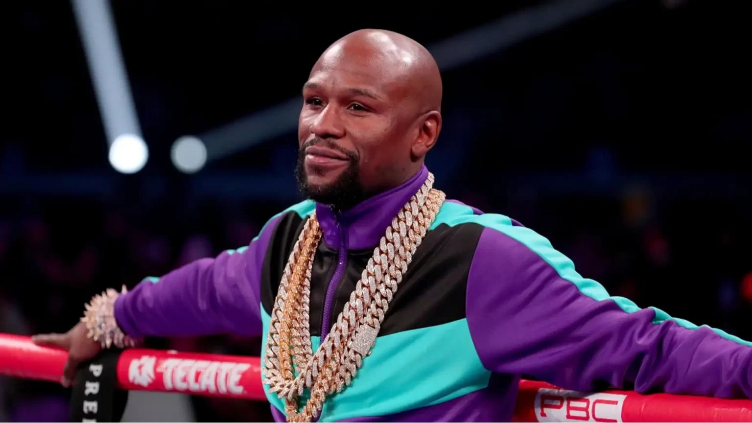 Floyd Mayweather reconoce la grandeza del "Canelo" Álvarez