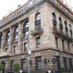 Banxico evalúa un primer recorte a las tasas de interés