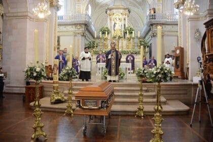 Falleció el padre Chuy, rector de Catedral