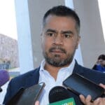Tere apoya a trabajadores con crédito para vivienda