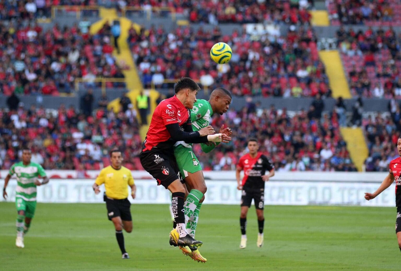 Atlas se impone 3-0 al Santos