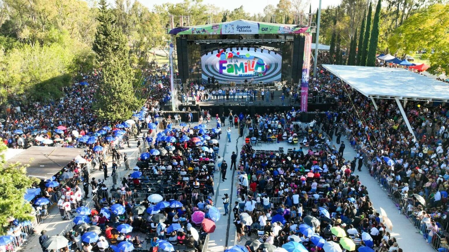 Tere encabeza el festejo por el Día de la Familia