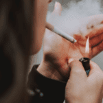 Fumar disminuye las defensas, incluso después de dejar el hábito: Estudio