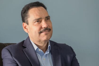 TOÑO MARTIN DEL CAMPO