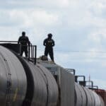 Agreden a guardias de trenes