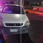 Ebrio treintañero se estrelló en su camioneta contra una glorieta en el fraccionamiento Cavalia