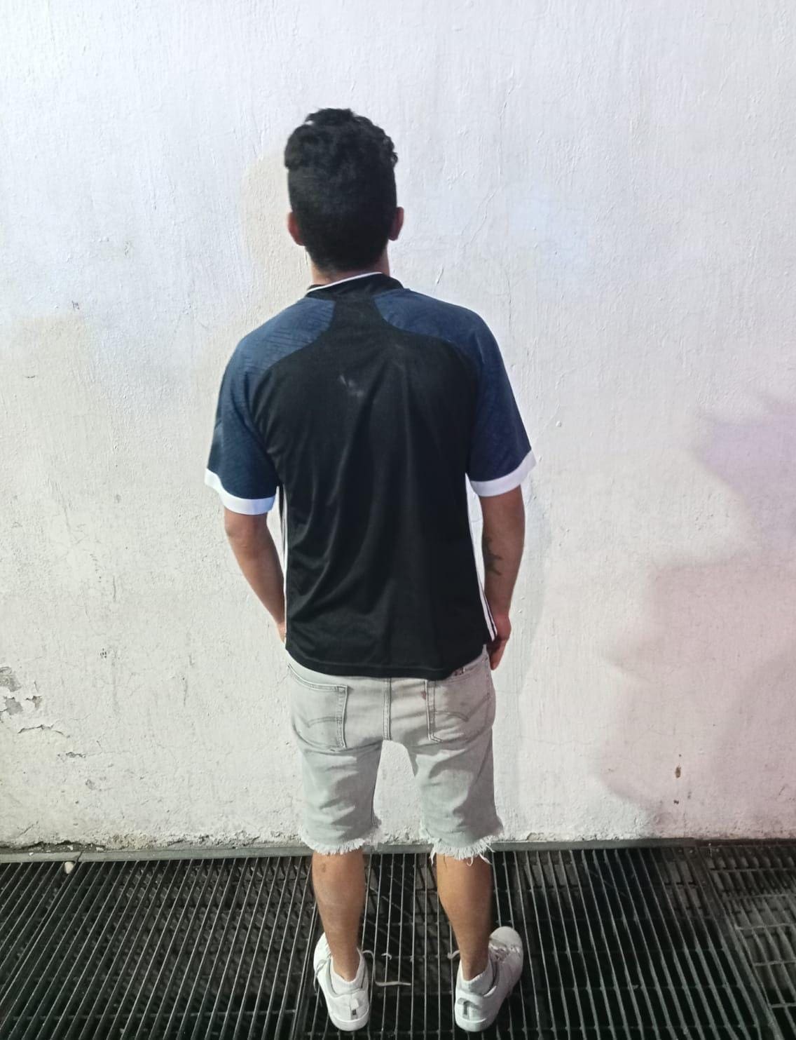 Sujeto fue detenido tras agredir a un joven de 15 años en Lomas del Ajedrez