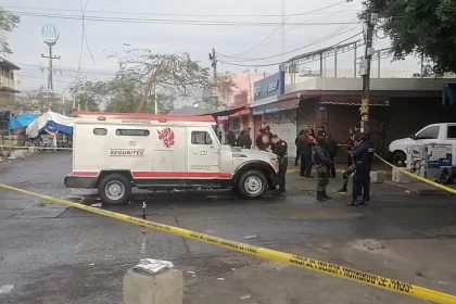 Matan a 2 custodios de camioneta de valores en Guadalajara